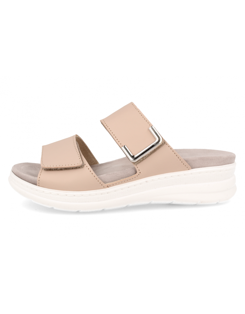 Comfortable sandal, with removable insole. Model ADEJE Nude